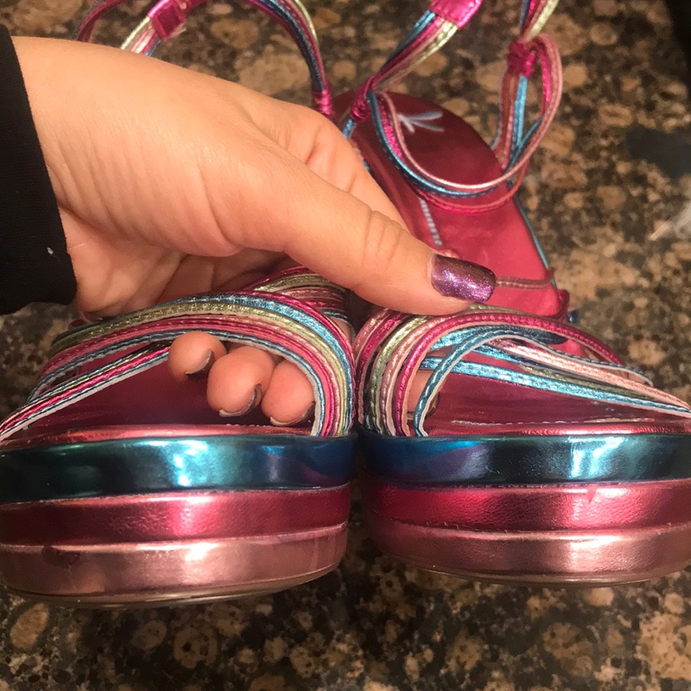 S🚫LD‼️ 🌈 rainbow brite unicorn wedges - Picture 4 of 7